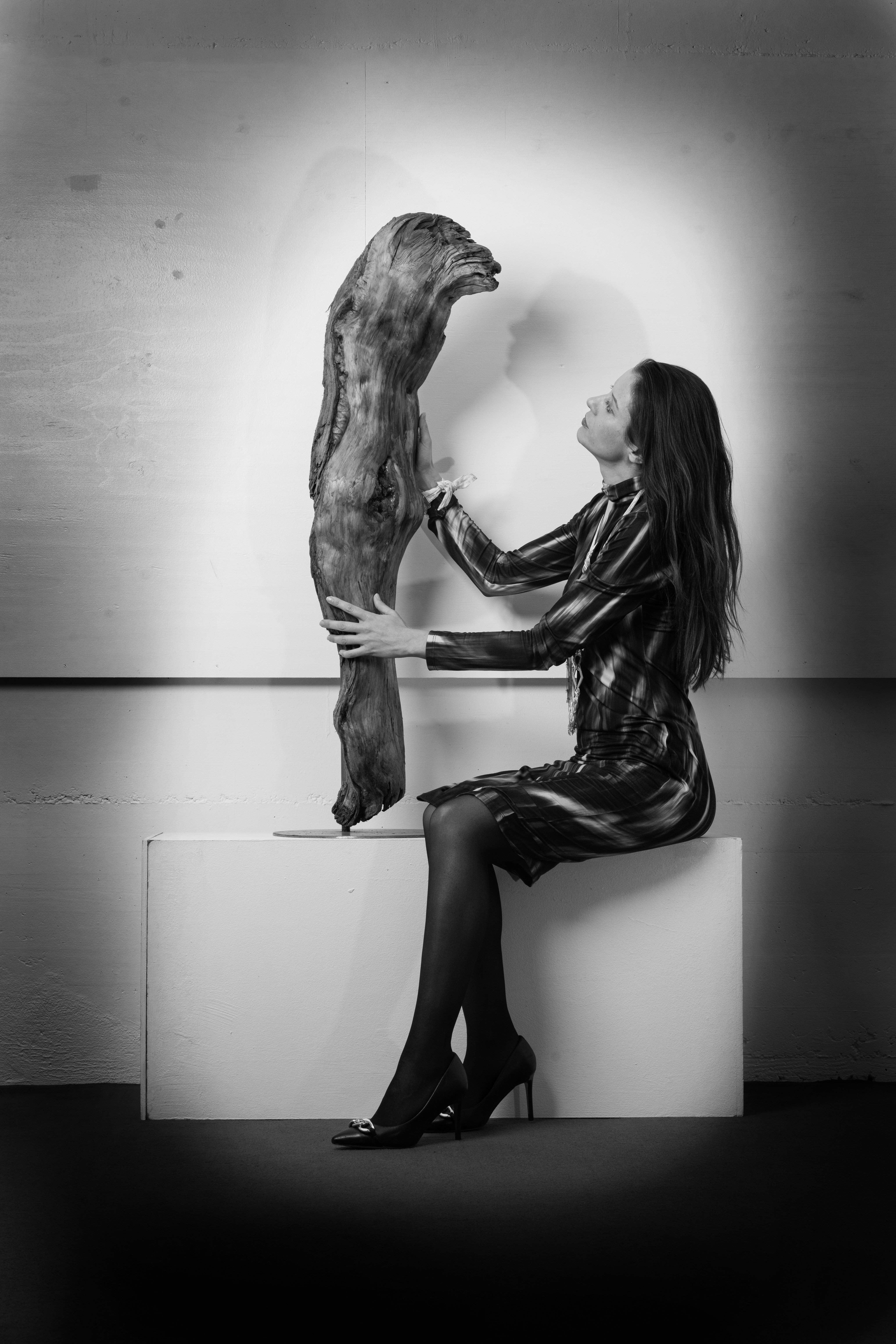 Gergana Faust 
Coeur ouvert 
sculpture bois 